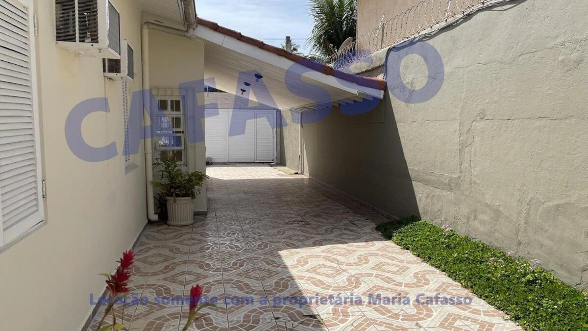 과루자 Casa Pe Na Areia Com Piscina A 10Mts Enseada 빌라 외부 사진